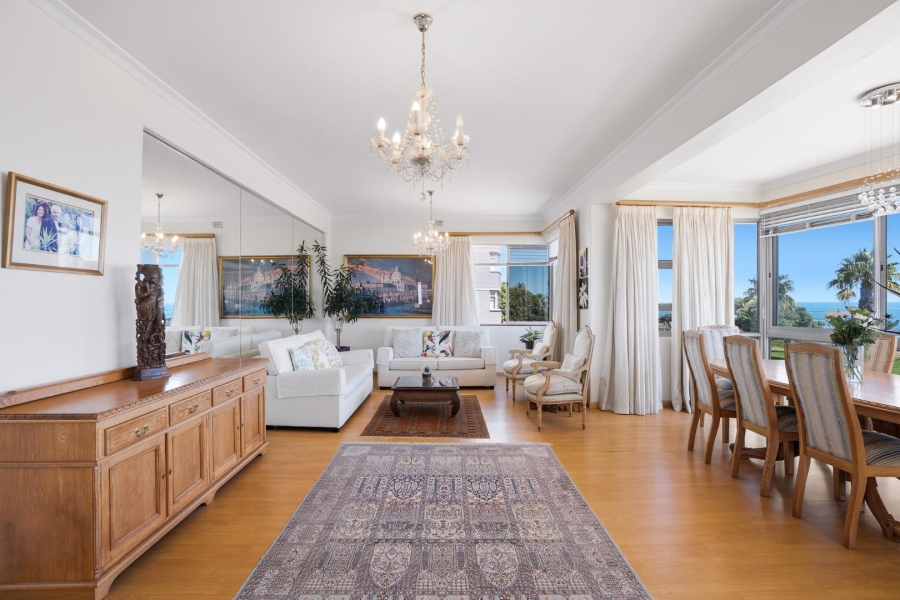 3 Bedroom Property for Sale in Three Anchor Bay Western Cape